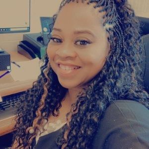 Meet your Posher, Norma